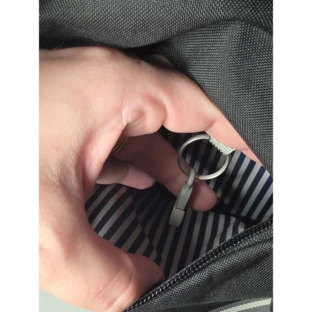 Pacsafe Tote Bag One Size Black Fair Slingsafe LX-series